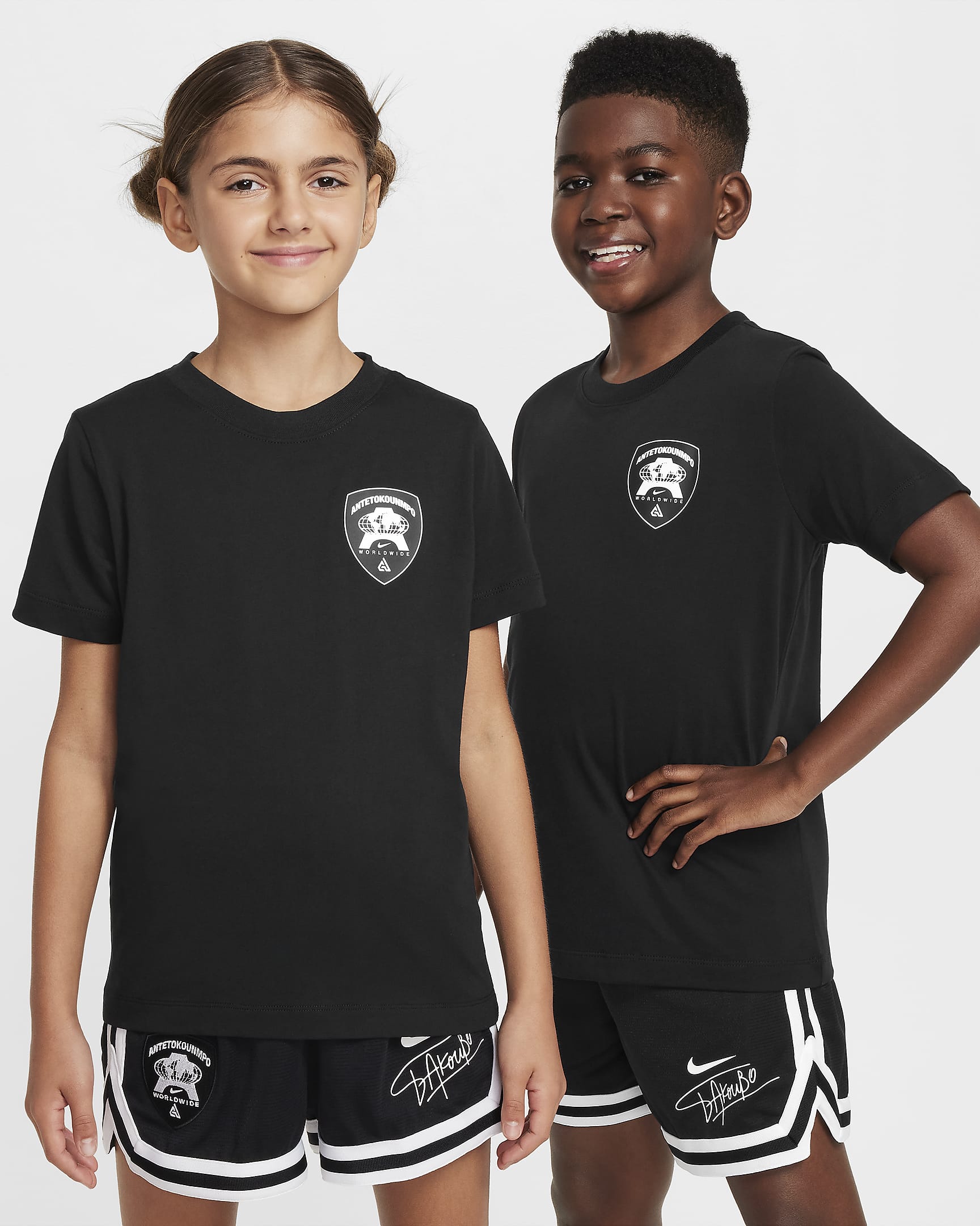 Image of Юношеска Тениска NIKE K NSW TEE GIANNIS - Ballistic-sport